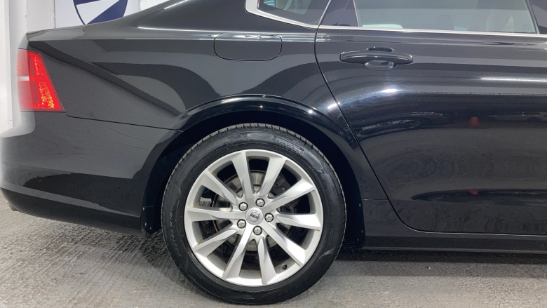 Volvo S90 2.0 D4 Momentum Pro 4dr Geartronic Diesel Saloon